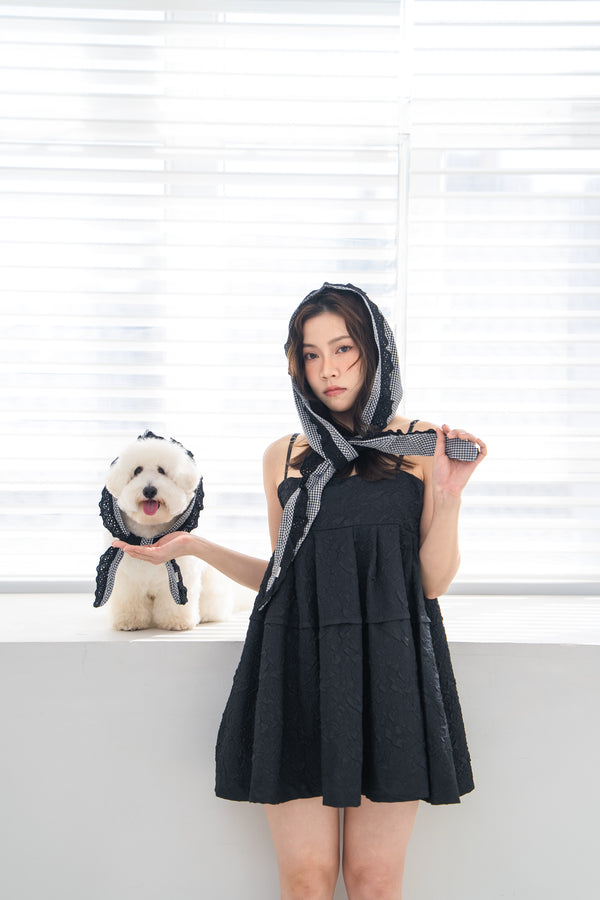 HIMARI Gingham Hooded Scarf - Black